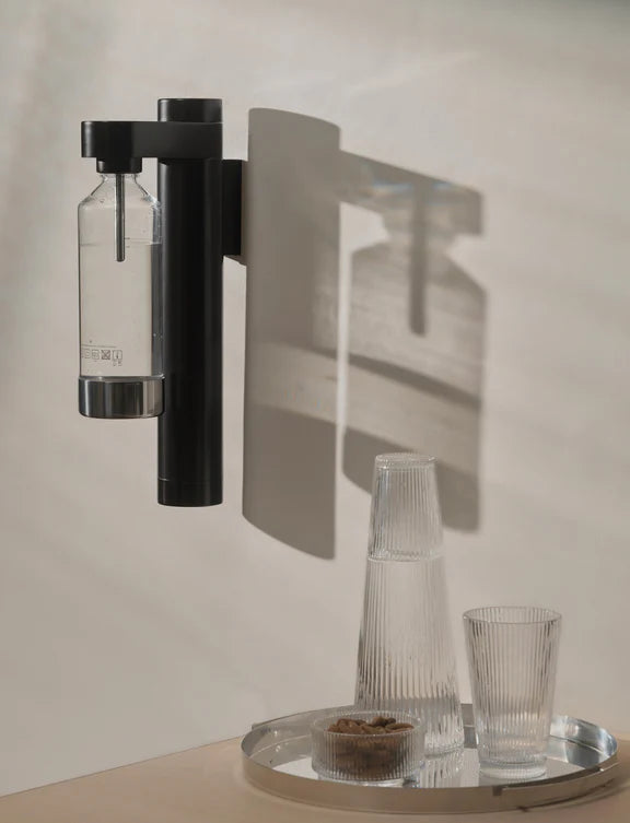 STELTON SODAVANDSMASKINE BRUS T/VÆG SORT