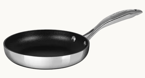 SCANPAN HAPTIQ PANDE 20 CM