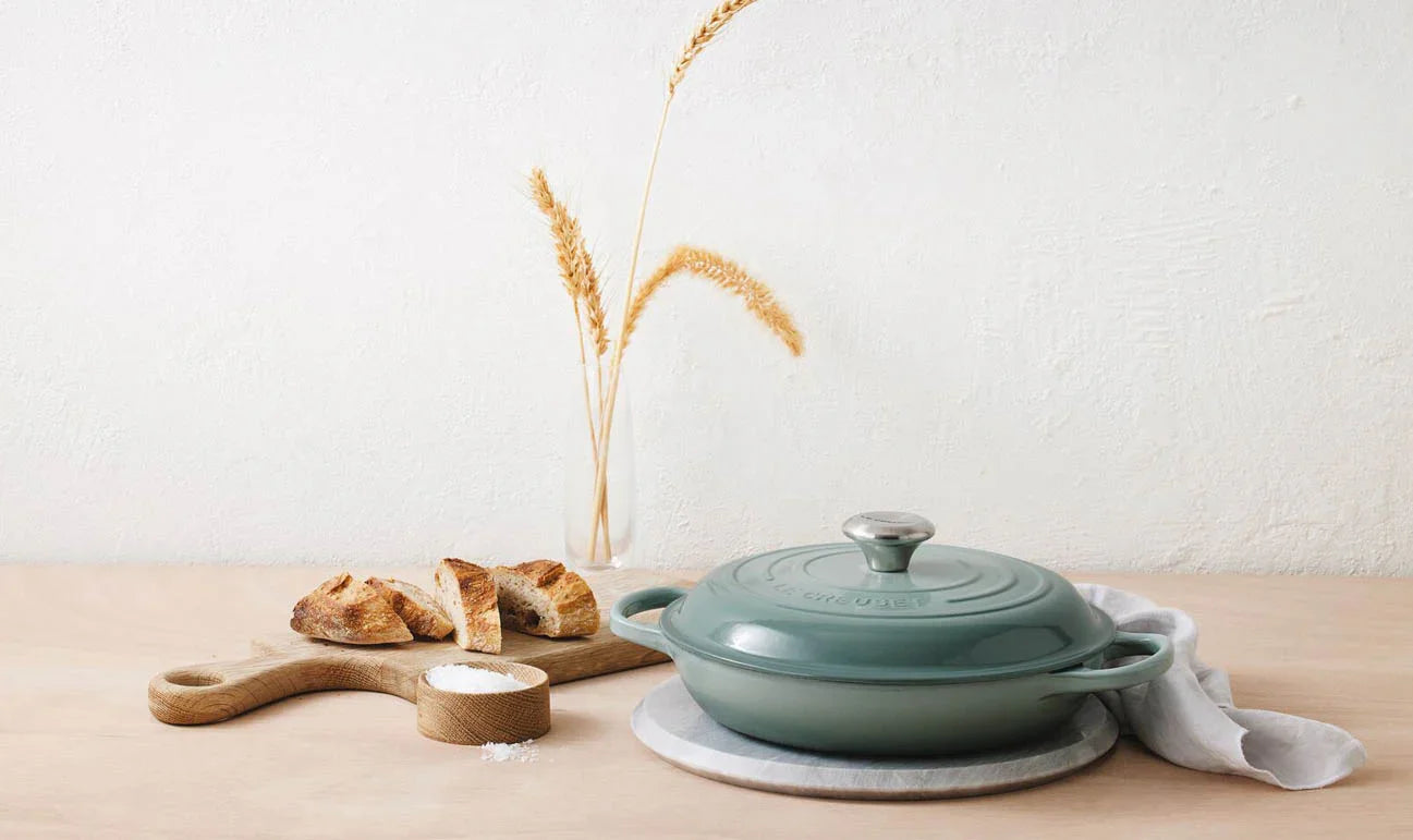 LE CREUSET BUFFETGRYDE 3,5 L 30 CM SEA SALT