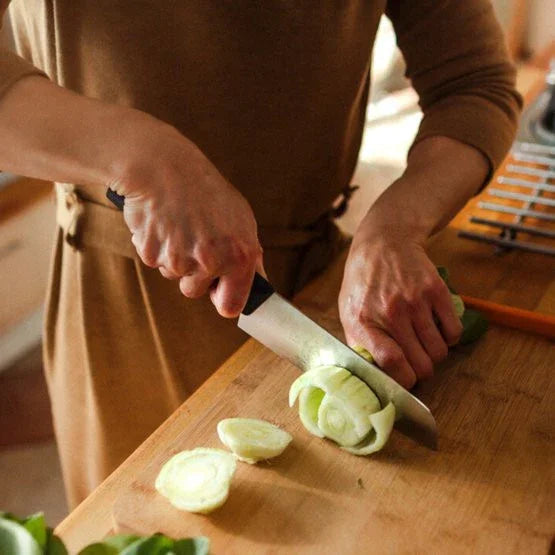 FISKARS FUNCTIONAL FORM SANTOKU KNIV 17 CM