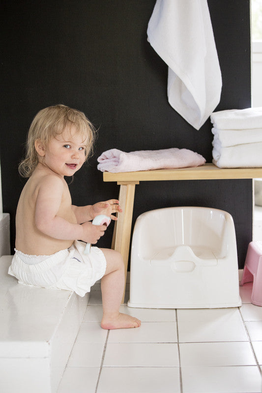 BABY POTTESTOL HVID PLAST