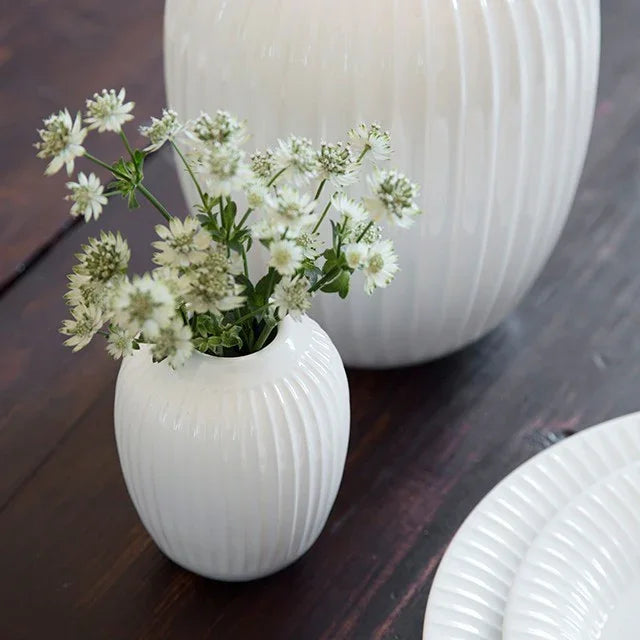 HAMMERSHØI VASE 25 CM HVID