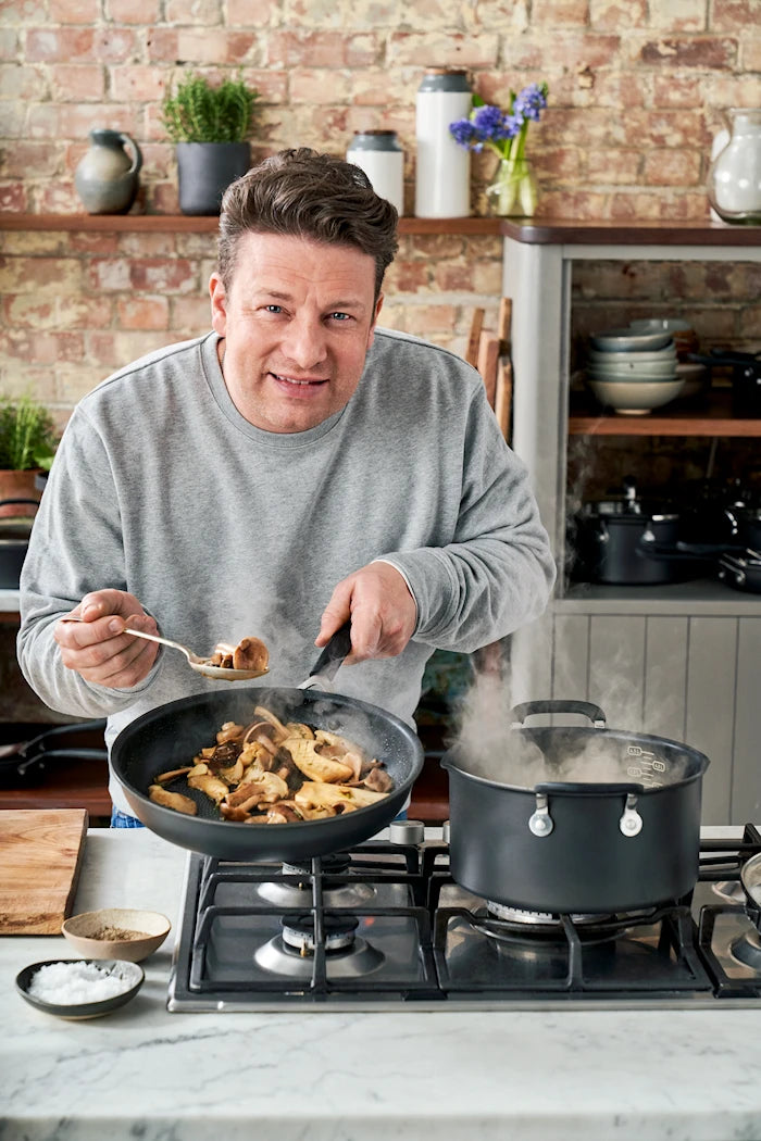 JAMIE OLIVER STEGEPANDE Ø28 CM HARD ANODISED