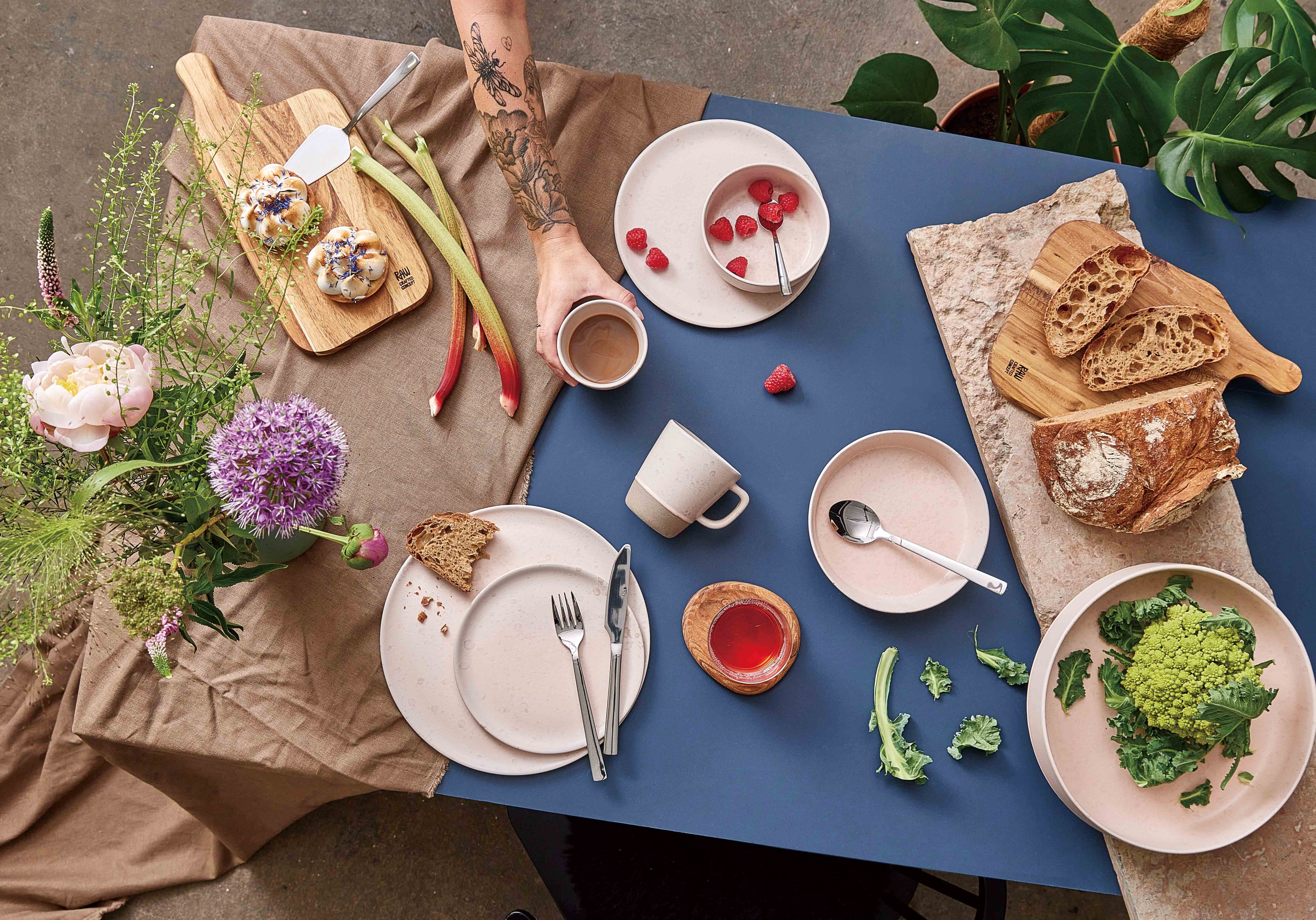 RAW STEAKBESTIK 8-DELE BLANK STÅL