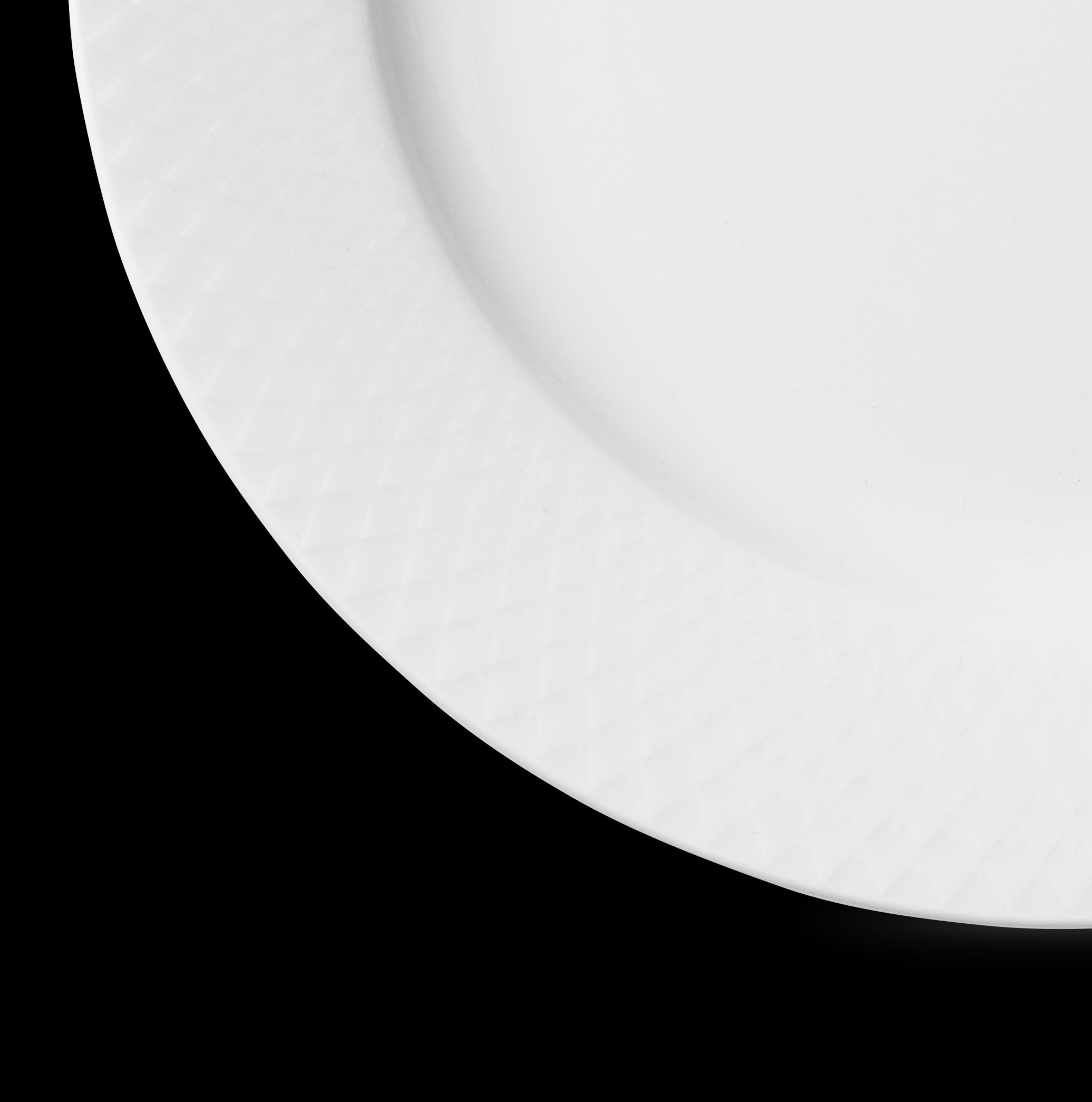 LYNGBY RHOMBE FROKOSTTALLERKEN 23 CM