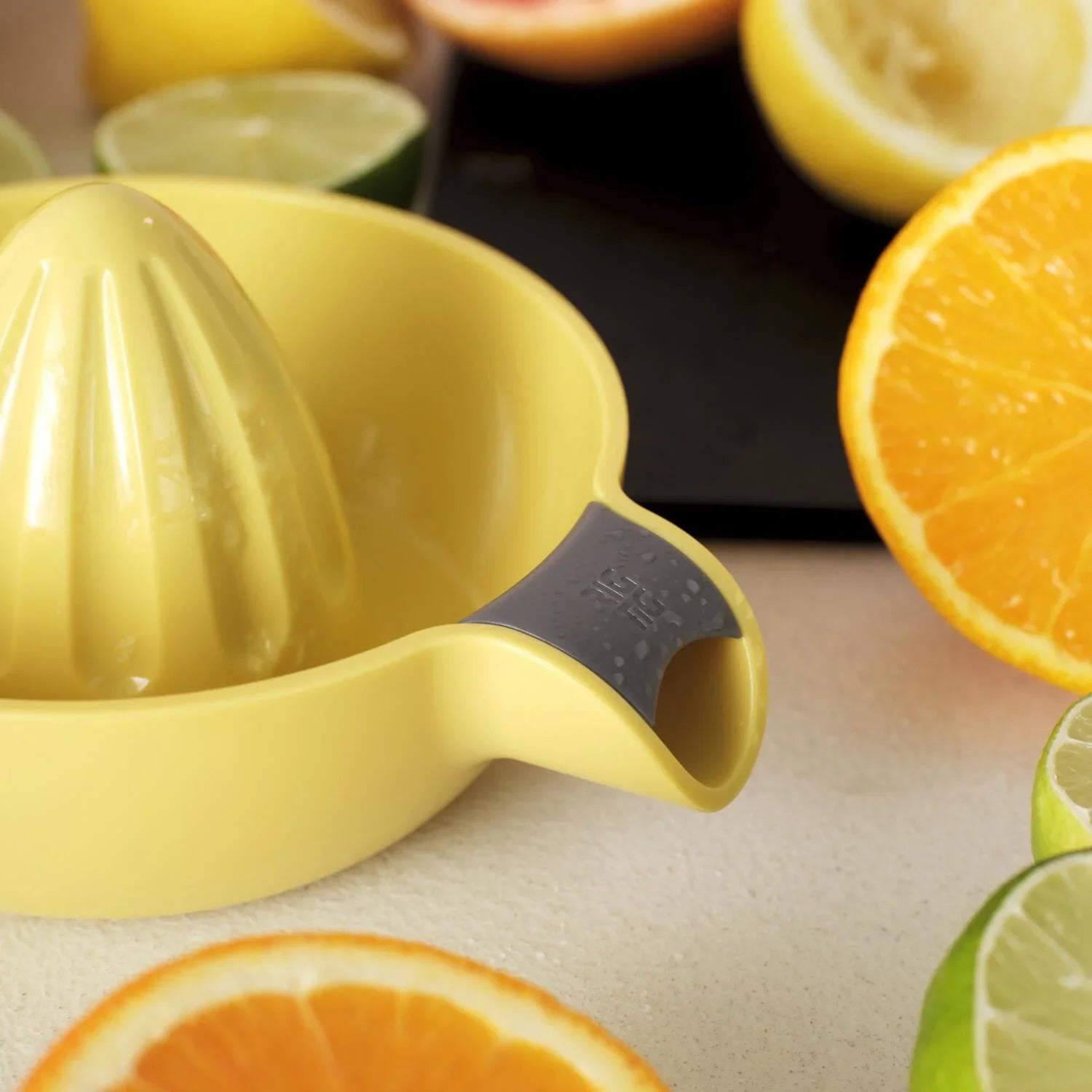 RIGTIG by STELTON CITRUSPRESSER GUL