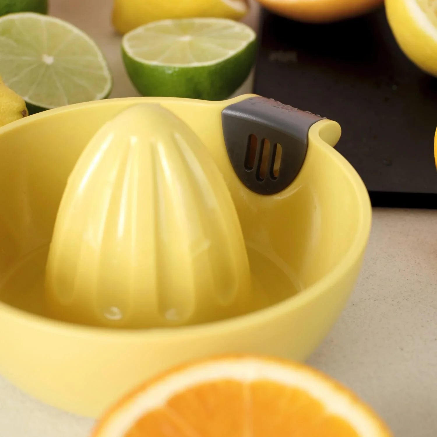 RIGTIG by STELTON CITRUSPRESSER GUL