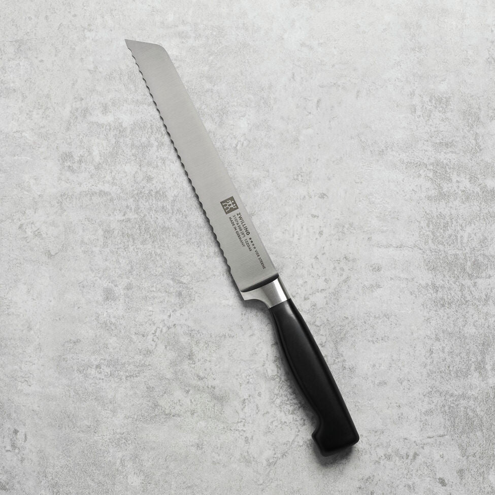 ZWILLING BRØDKNIV 20 CM FOUR STAR