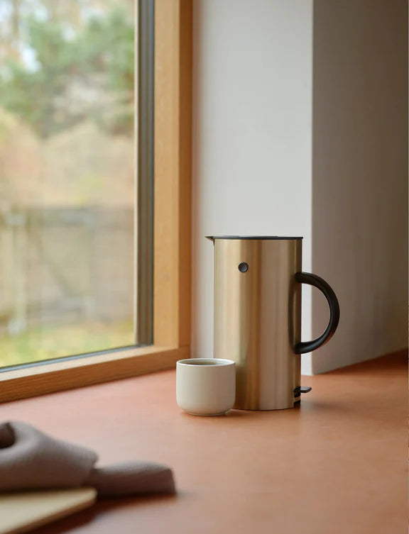 STELTON EM77 EL-KEDEL 1,5 L GULDFARVET