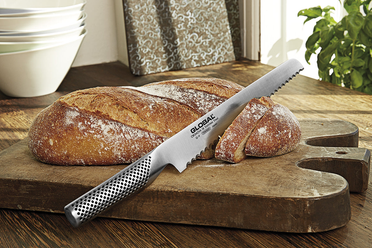 GLOBAL BRØDKNIV 22 CM G-9