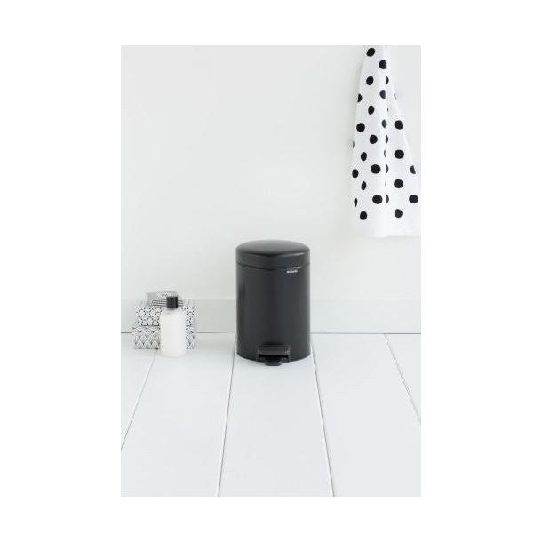 BRABANTIA PEDALSPAND 3 L. SORT